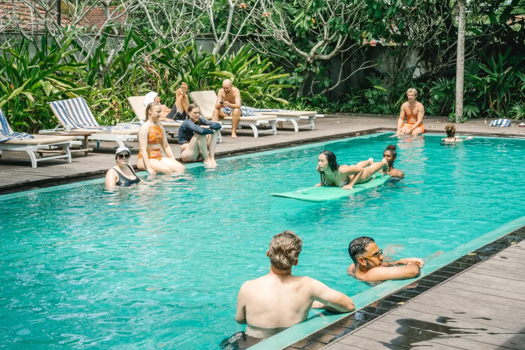 Group of Kima Surf Guest having fun together at a pool session